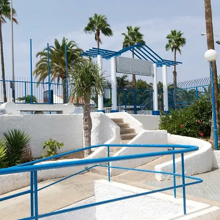 펜션 With Terrace Near The San Bartolomé